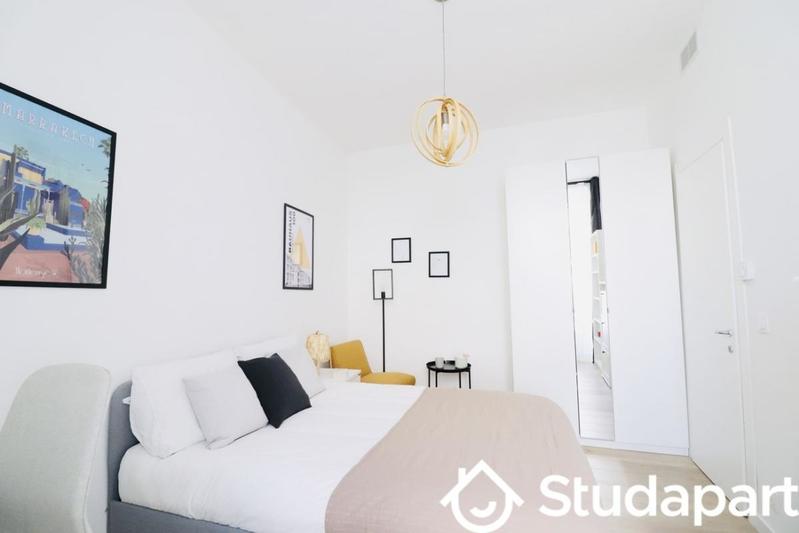 Chambre - 12 m² - 1 pièce