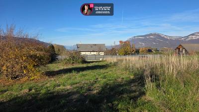 Terrain constructible - 1 457 m²