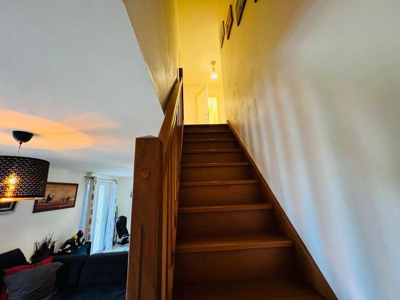 Maison - 86 m² - 4 pièces