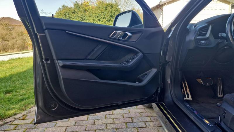 Bmw Série 1 118d 150 Bva8 Pack m - Première main