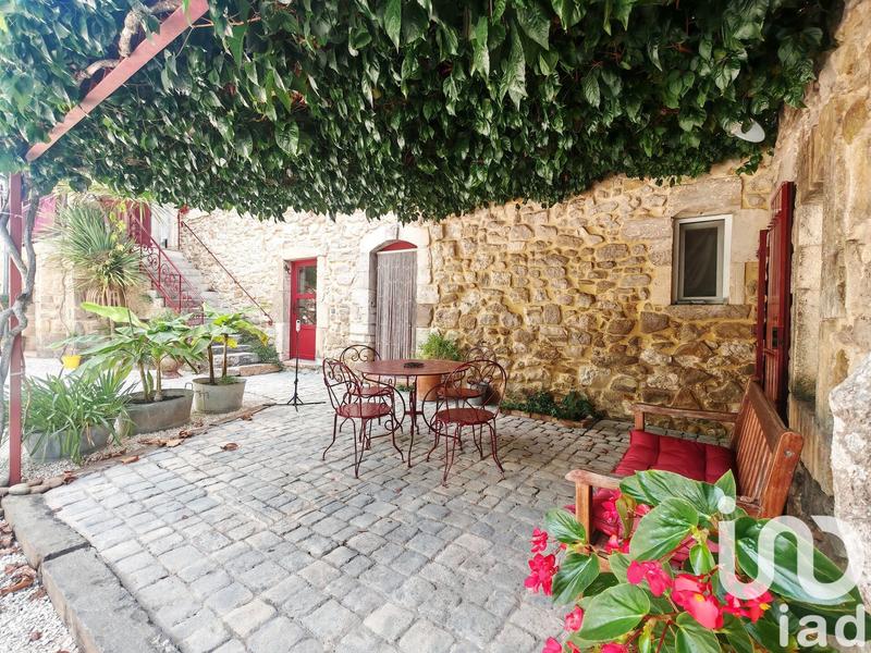 Maison - 340 m² - 12 pièces