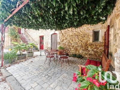 Maison - 340 m² - 12 pièces