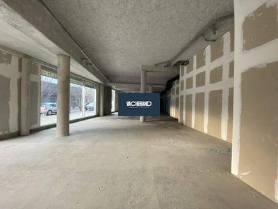 Local commercial - 368 m²