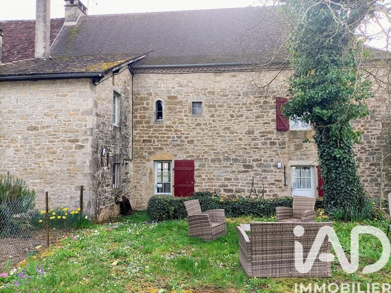 Maison - 170 m² - 7 pièces