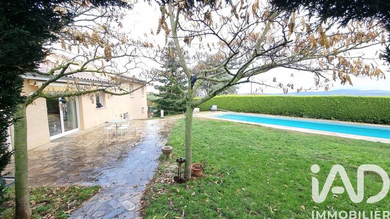 Maison - 122 m² - 6 pièces