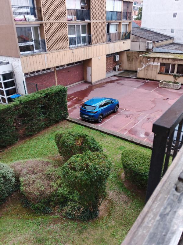 Parking / Garage - 13 m²