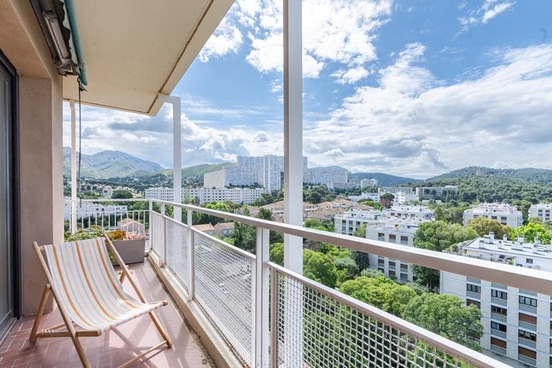 Appartement - 105 m² - 4 pièces