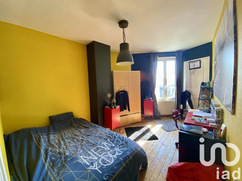 Maison - 184 m² - 9 pièces