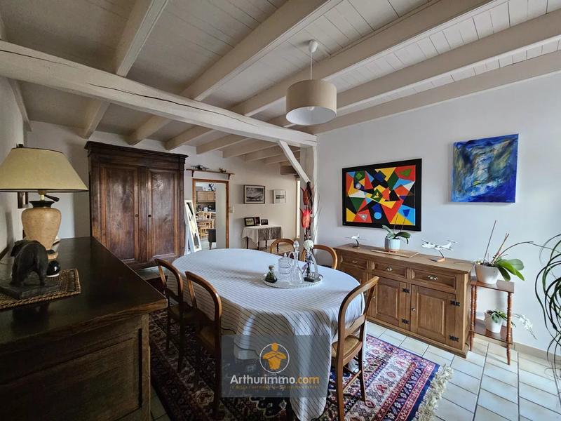 Maison - 145 m² - 8 pièces