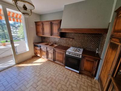 Appartement - 86 m² - 5 pièces