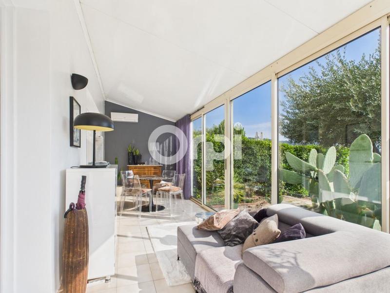 Maison - 94 m² - 3 pièces