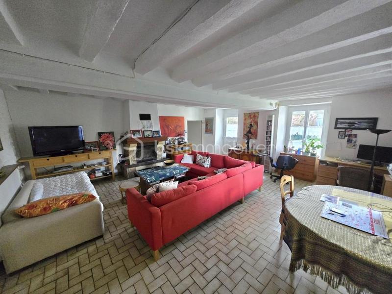 Maison en pierre - 195 m² - 6 pièces