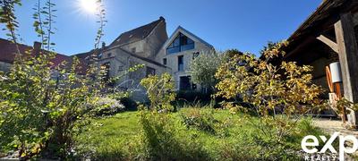 Maison ancienne - 174 m² - 7 pièces