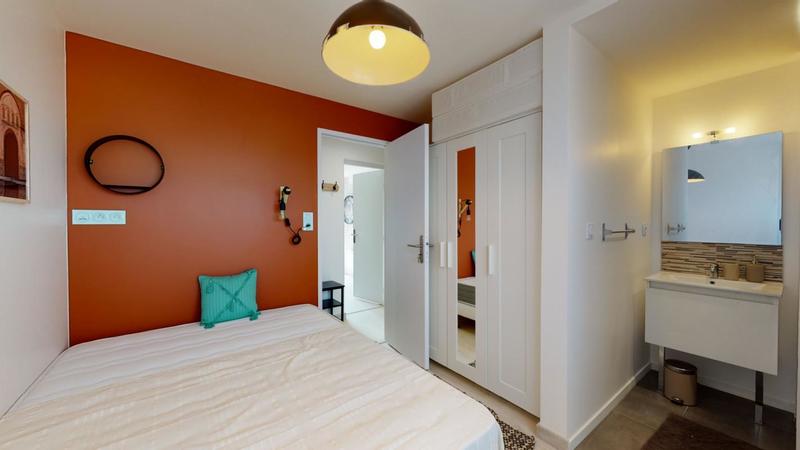 Appartement - 91 m² - 6 pièces