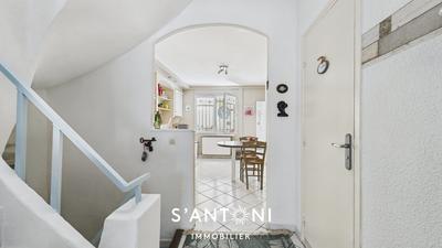 Maison de ville - 84 m² - 3 pièces