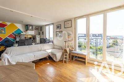 Appartement - 79 m² - 5 pièces
