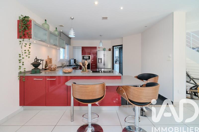 Maison de maîtres - 270 m² - 7 pièces