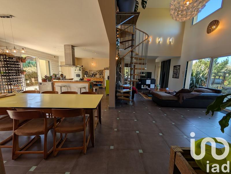 Maison de maîtres - 276 m² - 10 pièces