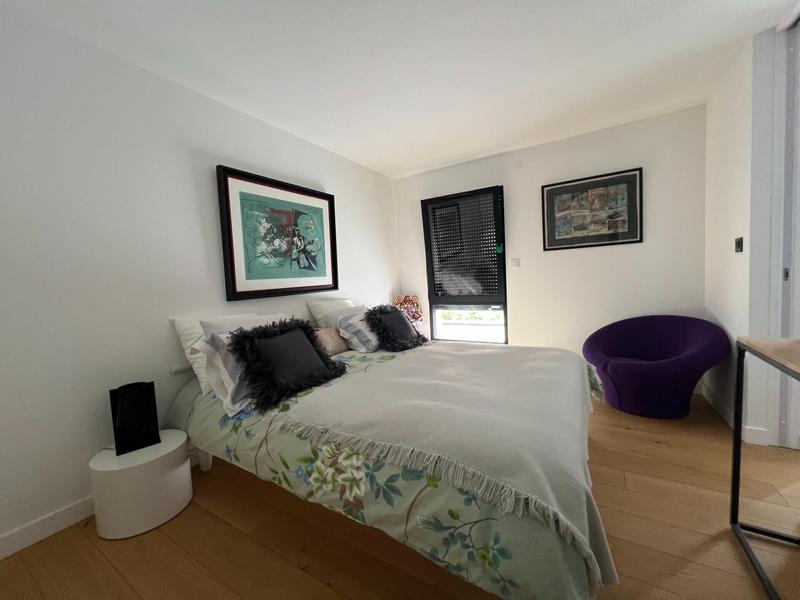 Maison - 255 m² - 9 pièces