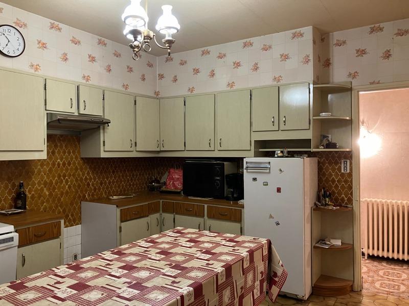 Maison - 174 m² - 9 pièces