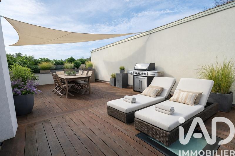 Maison - 93 m² - 4 pièces