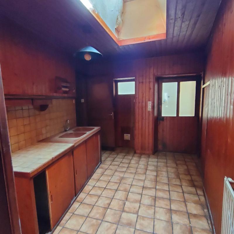 Maison - 96 m² - 6 pièces