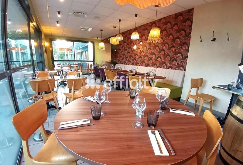 Fonds de commerce - 180 m²