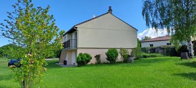 Maison de village - 100 m² - 4 pièces