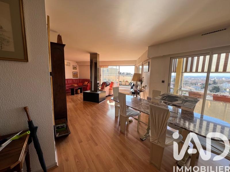 Appartement - 105 m² - 4 pièces