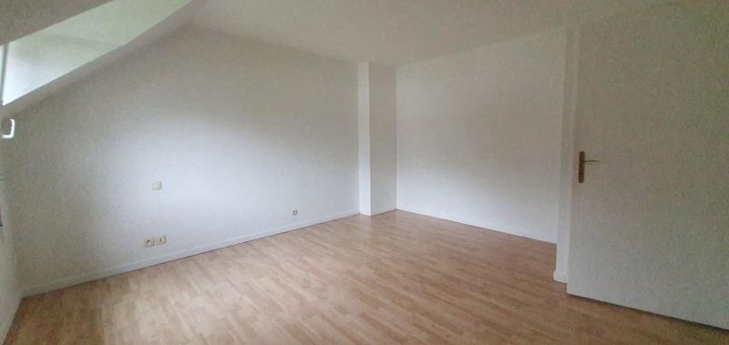 Maison - 94 m² - 5 pièces