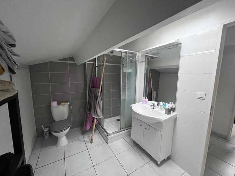 Duplex - 93 m² - 5 pièces