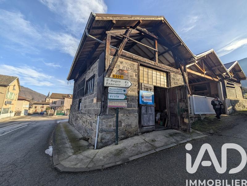 Maison - 208 m² - 1 pièce