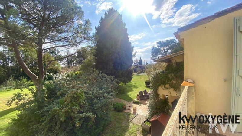 Villa - 260 m² - 7 pièces