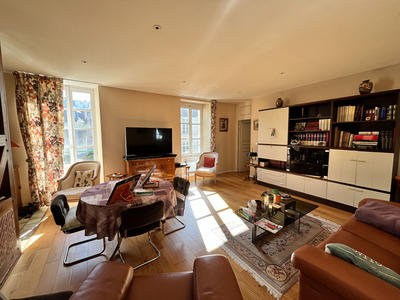 Appartement - 106 m² - 5 pièces