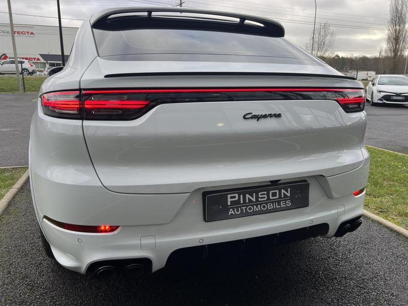 Porsche Cayenne Coupé 3.0 E-Hybrid 462