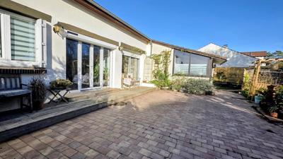 Maison - 138 m² - 4 pièces