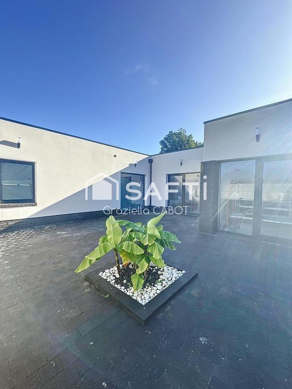 Maison - 200 m² - 5 pièces