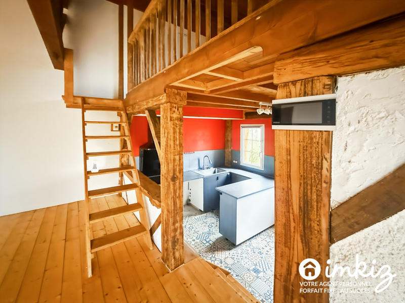 Maison - 305 m² - 7 pièces