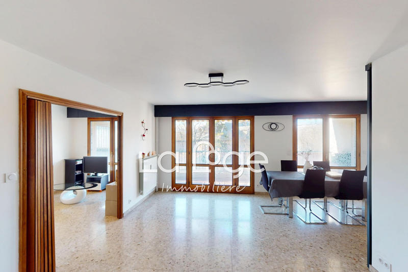 Appartement - 113 m² - 5 pièces