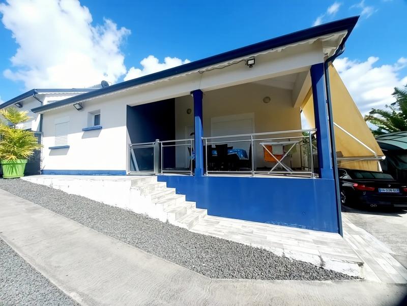 Maison - 188 m² - 9 pièces