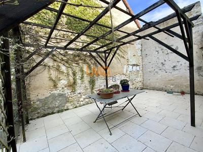 Maison - 157 m² - 4 pièces