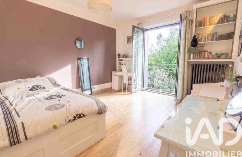 Maison - 266 m² - 10 pièces