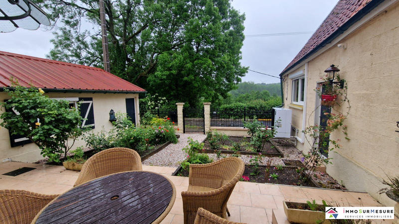 Maison - 150 m² - 10 pièces