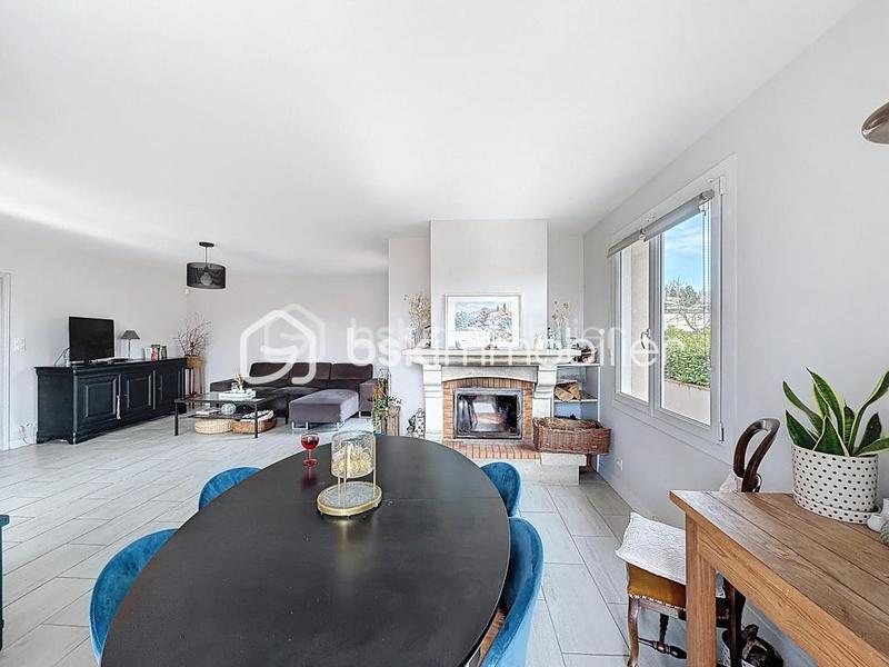 Maison - 120 m² - 4 pièces