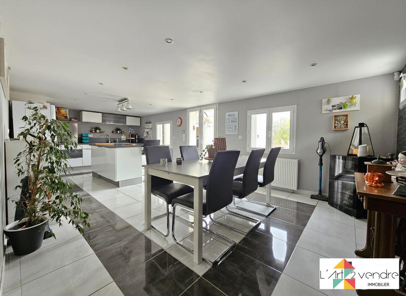 Maison - 135 m² - 7 pièces