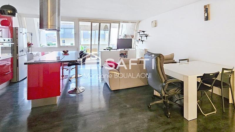 Duplex - 92 m² - 4 pièces