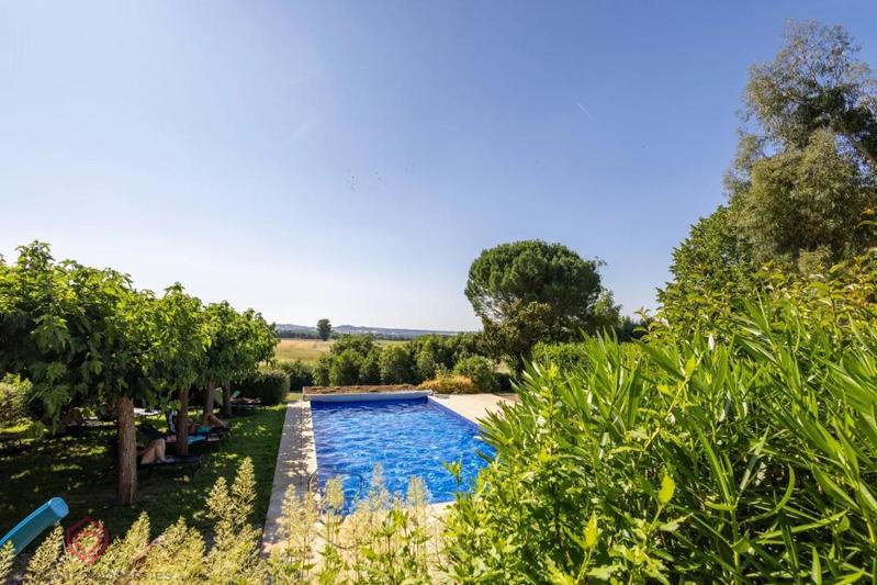 Propriété - 430 m² - 15 pièces