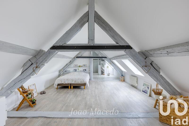 Maison - 227 m² - 6 pièces