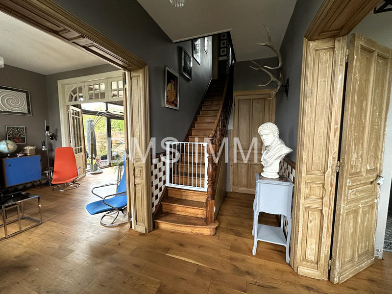 Maison - 158 m² - 6 pièces