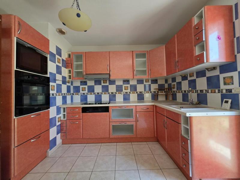 Villa - 93 m² - 4 pièces